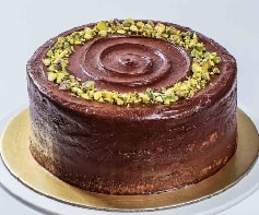 4 Ile 6 kisilik kisilik Klasik Sade Cikolatali Fistikli Yas Pasta Dogum Gunu Pastasi